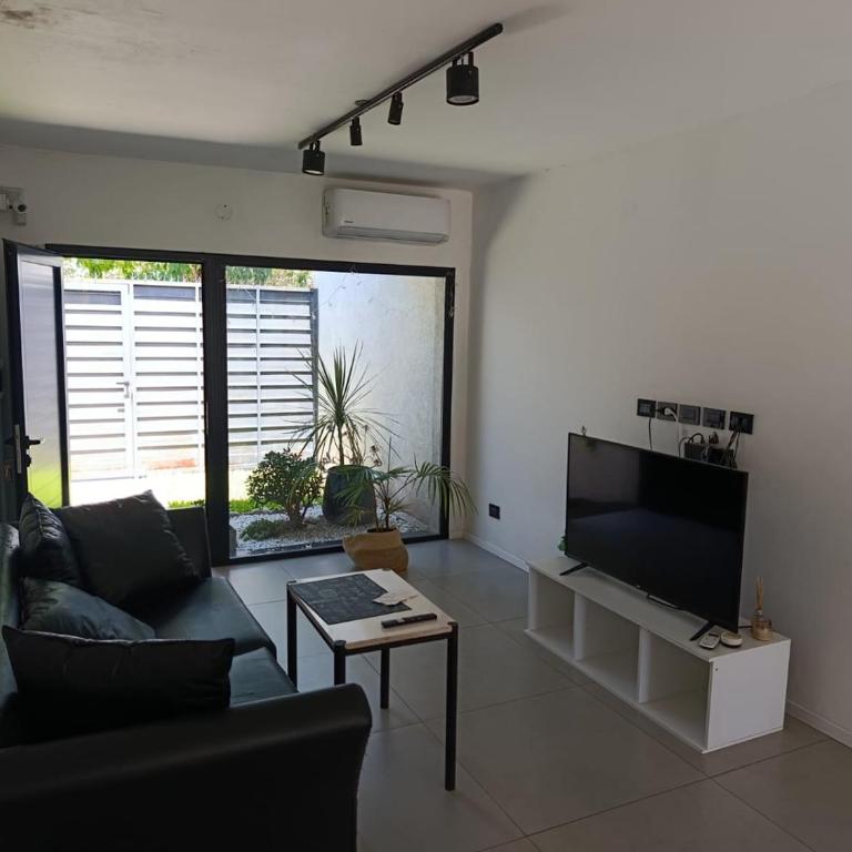 Casa San Nicolás Con Pileta - Two-Bedroom House - 13