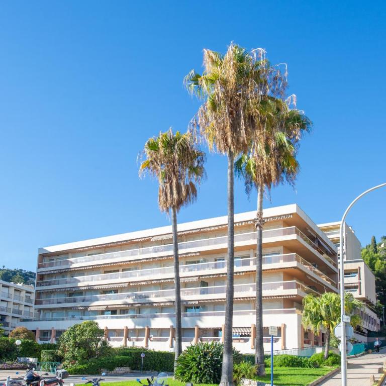 Vue mer port de garavan - Appartement 1 Chambre - 21