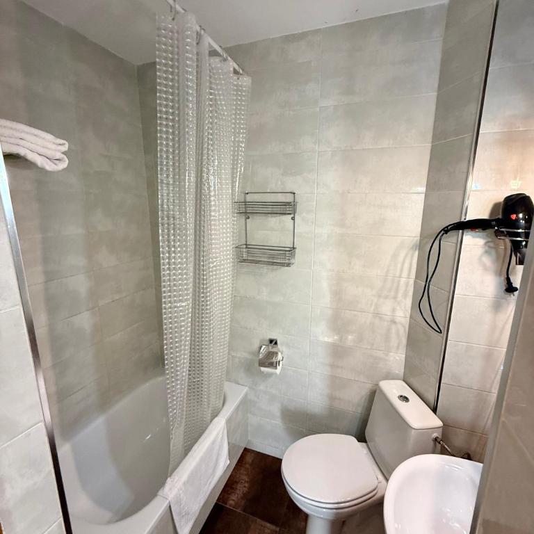 Pension Zurita - Double or Twin Room with Private Bathroom - 20