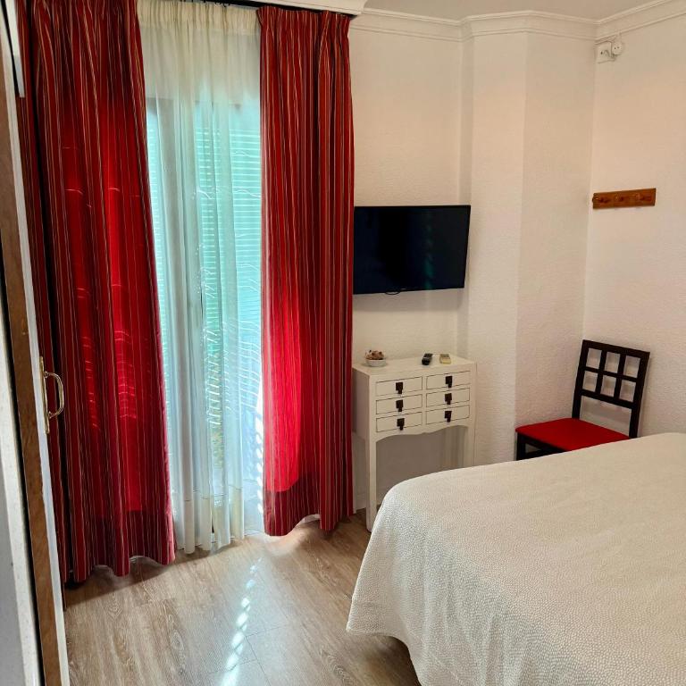 Pension Zurita - Double or Twin Room with Private Bathroom - 26