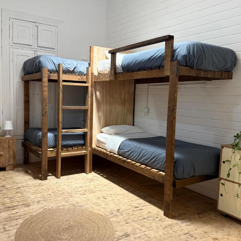 Silvestre Hostel - Bed in 4-Bed Mixed Dormitory Room - 1