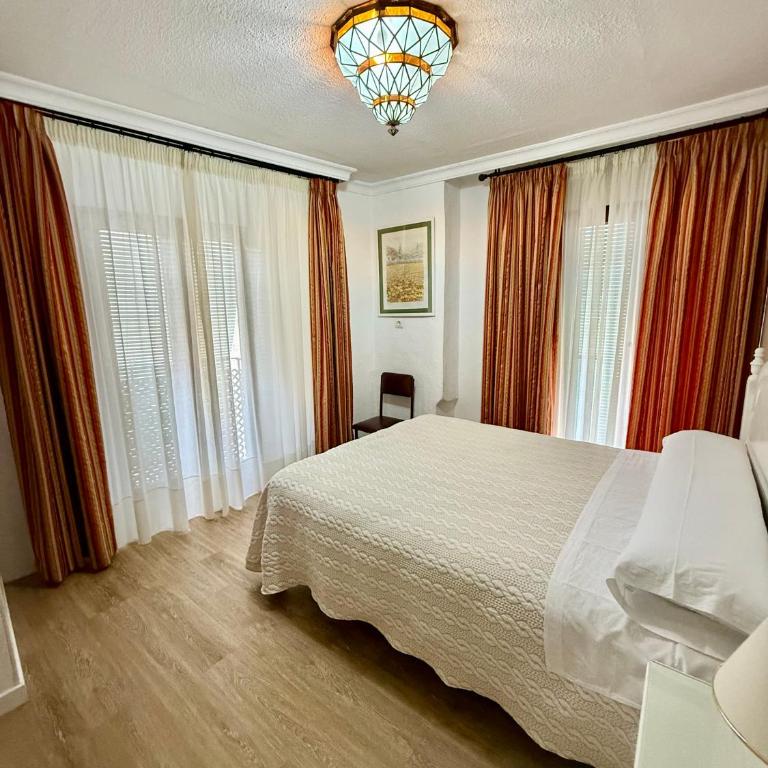 Pension Zurita - Double or Twin Room with Private Bathroom - 28