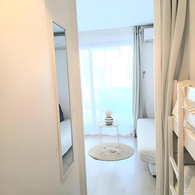 Studio 4 pers, 1ère ligne, Piscine, Vue mer latérale - Apartamento Estudio con vistas al mar - 14