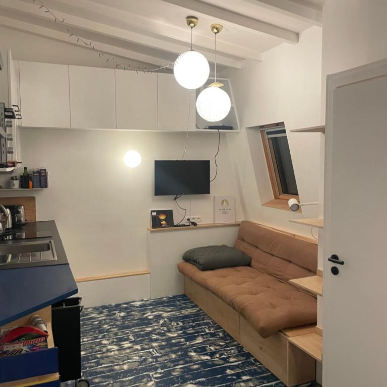 Joli appartement au pied de Montmartre ! - One-Bedroom Apartment - 1