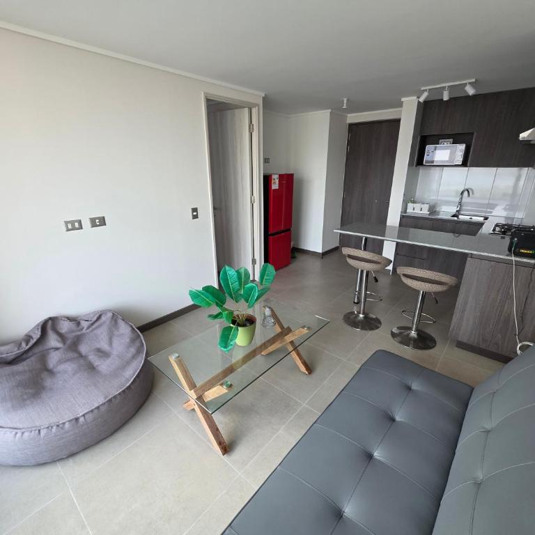 Departamento amoblado frente a la playa - One-Bedroom Apartment - 2