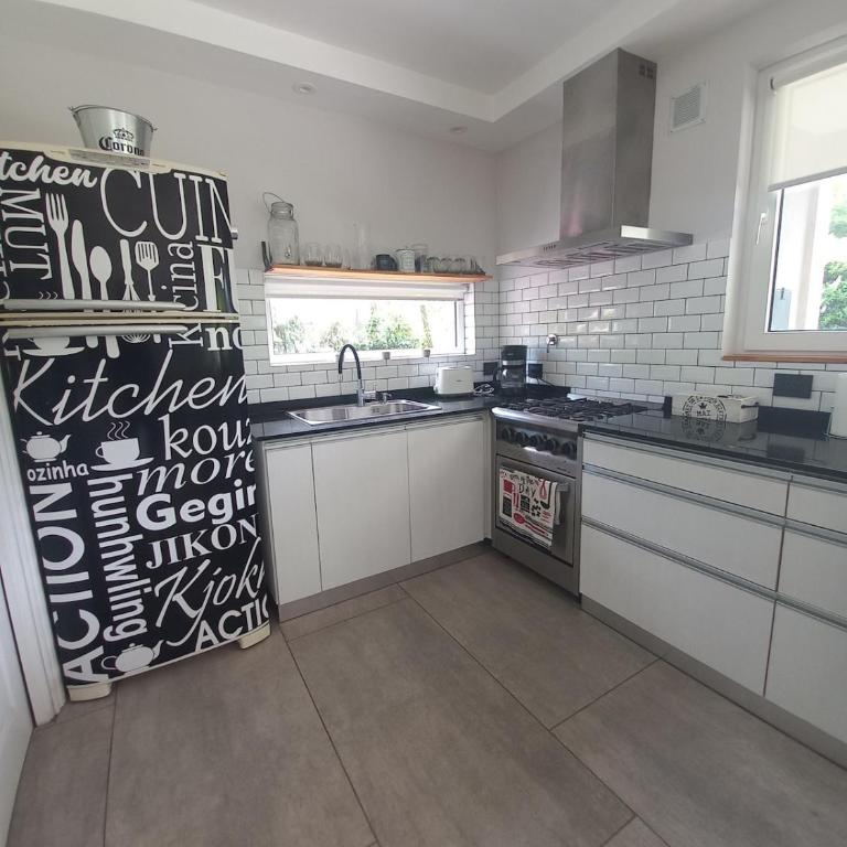 Casa Sierra de los Padres Gran parque y pileta - Casa de 2 dormitorios - 14