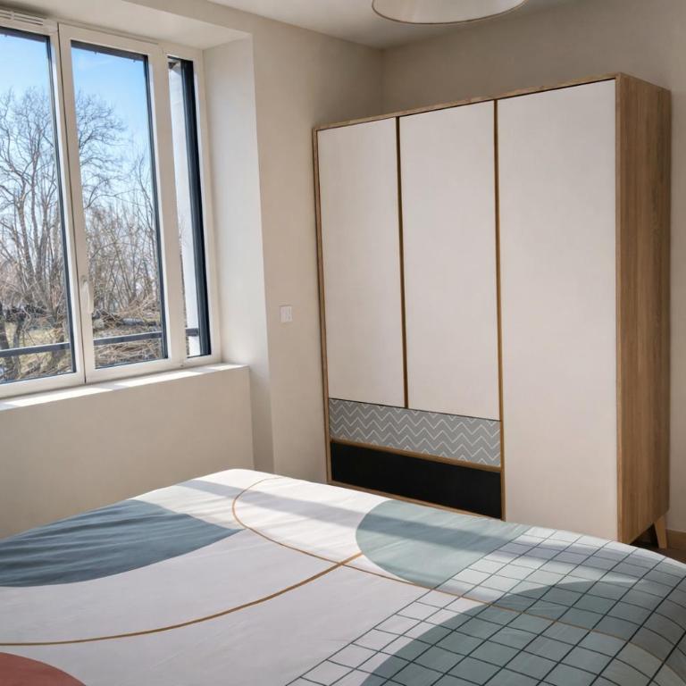 LA VILLA DU PETIT PORT - Appartements & chambres - Apartment mit 2 Schlafzimmern und Seeblick - 4