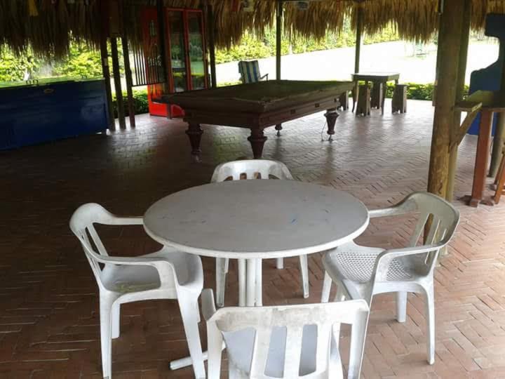 VILLA VALE Chinauta - Casa de 4 dormitorios - 20