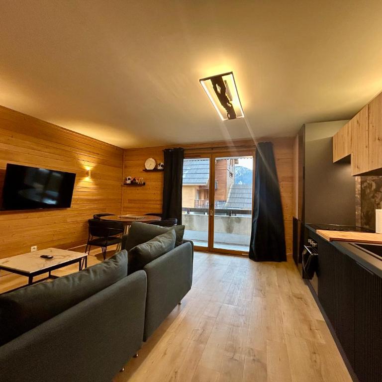 Alpine Mood - Vue - Balcon - Parking - Appartement 2 Chambres avec Vue sur la Montagne - 3