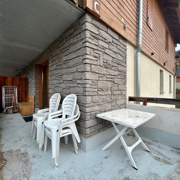 Alpine Mood - Vue - Balcon - Parking - Appartement 2 Chambres avec Vue sur la Montagne - 21
