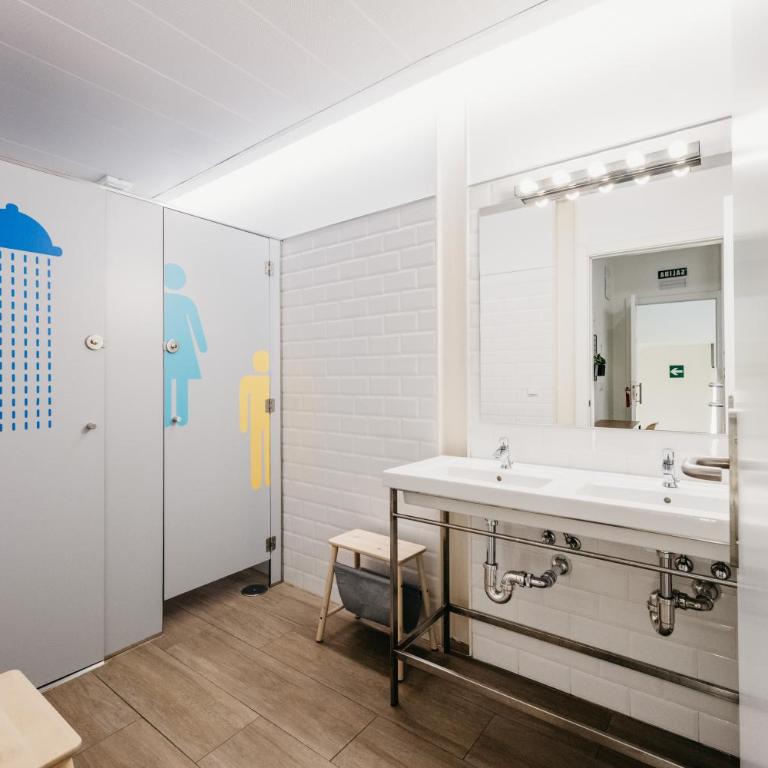 Nut Hostel - Twin Room - 4
