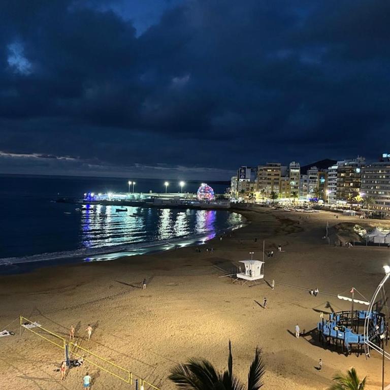 Buenavista Las Canteras - Three-Bedroom Apartment - 40