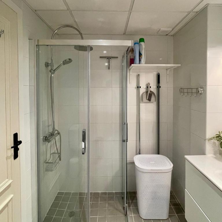 2 bedroom apt walking distance to the beach - Apartamento de 2 dormitorios - 2