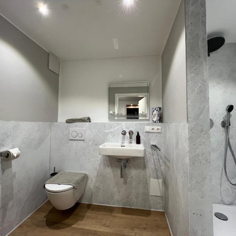 Haus Luise - Einzelzimmer mit Bad - 1