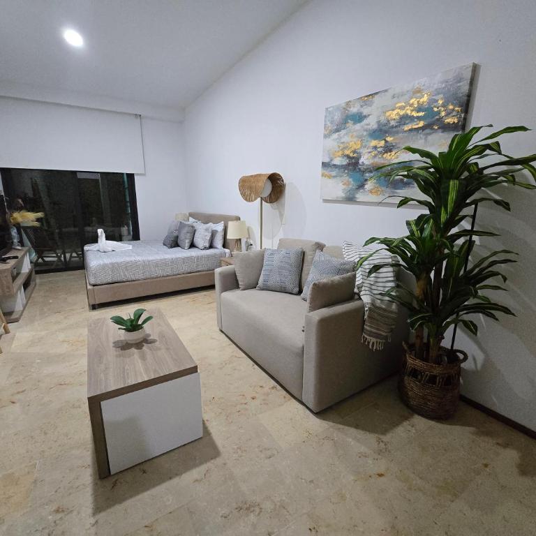 A Perfect Place - Rooftop views of the Caribbean - Jacuzzi - Studio Apartment with Balcony - 2