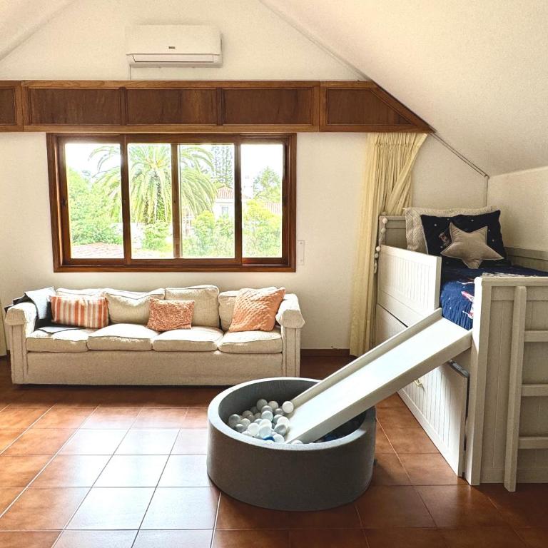 Chalet Saint Tropez - Bright & Spacious 5BR Home - Walk to Imarangatú - Chalet - 15