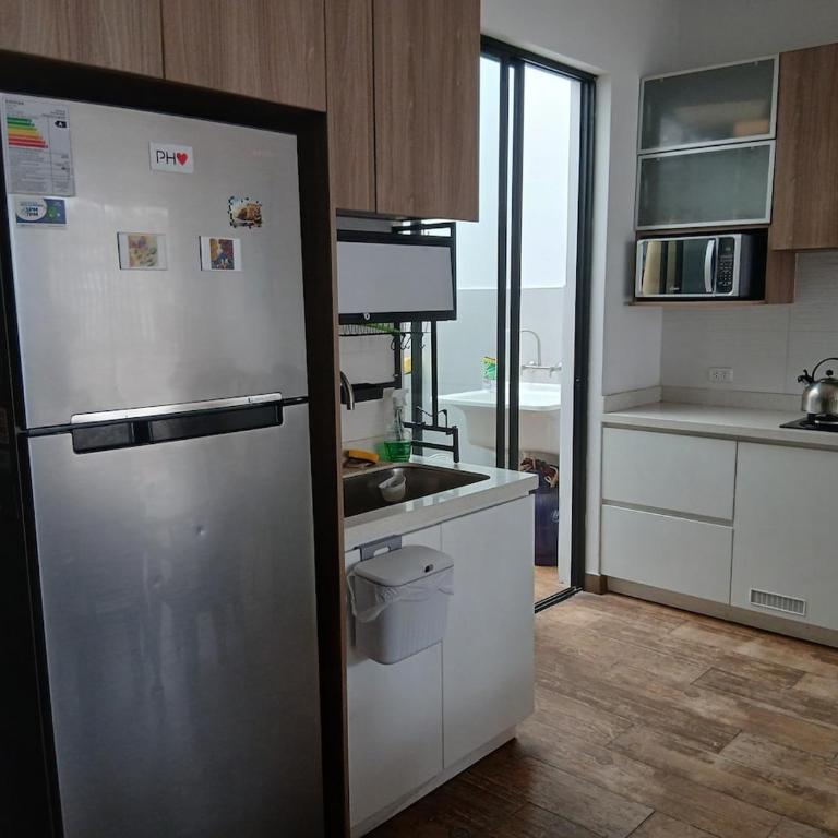 Beach house in Punta Hermosa, central beach area - Four-Bedroom House - 5