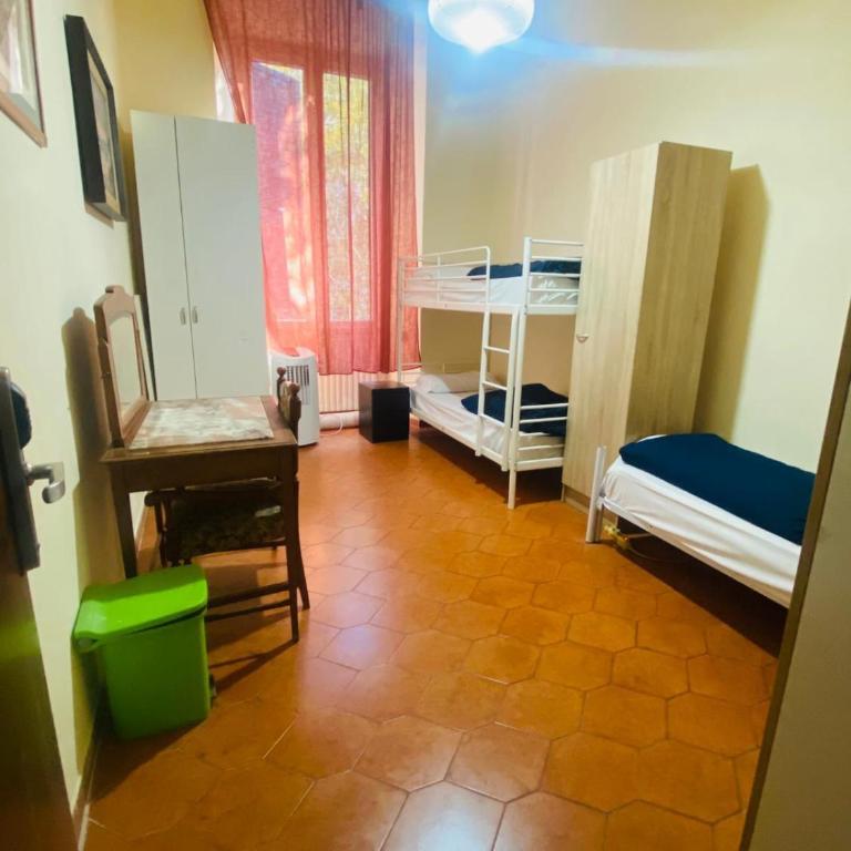 ROMA GONDOLA Guest House - Triple Room with Bathroom - 2