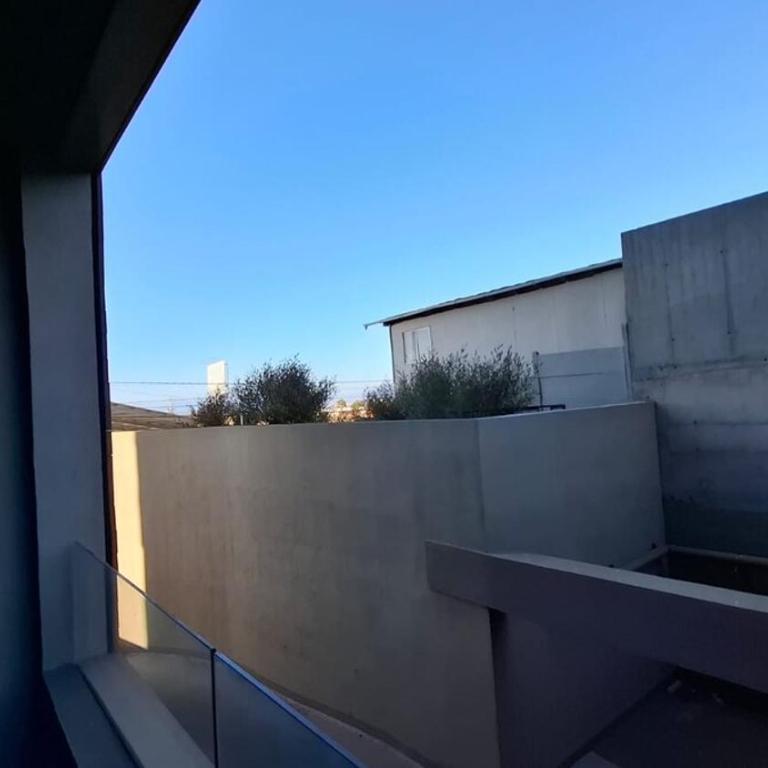 Hermoso departamento en primer piso - Two-Bedroom Apartment - 9