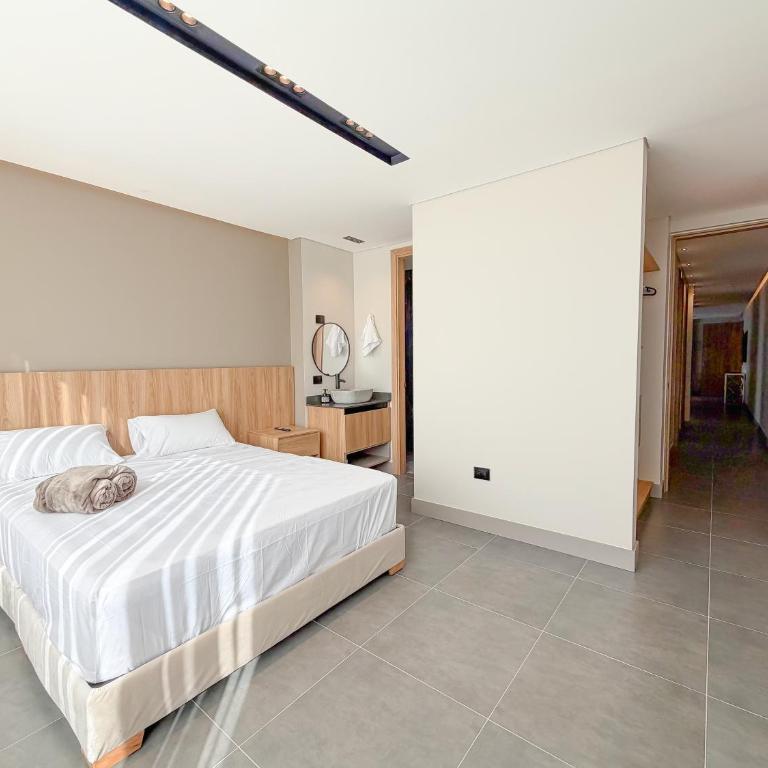 Cielo Verde 102-Luxury Apartment 3 Min from Airport JMC - Apartamento de 3 dormitorios - 11