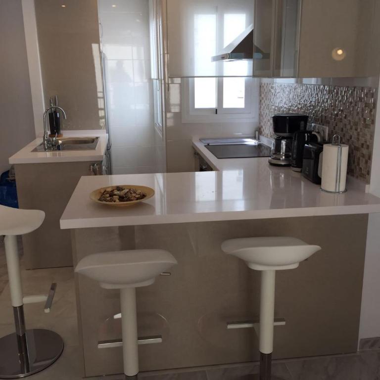 Seaside 2 bedroom Condo Fuengirola Spain - Apartamento - 14