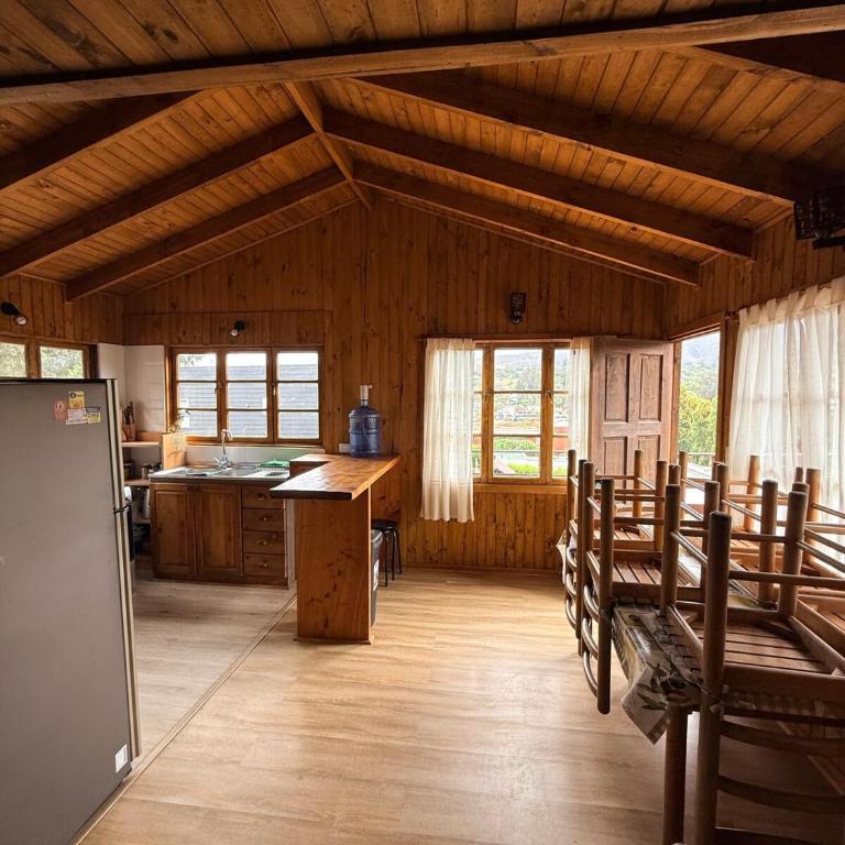 Amplia casa en Maitencillo para vacacionar - Four-Bedroom House - 12