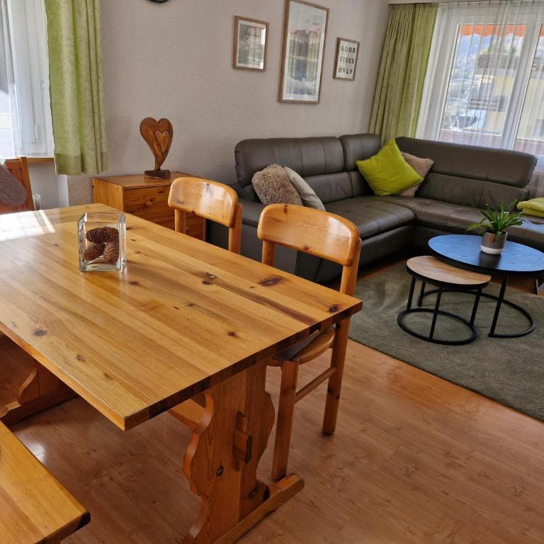 Valère Mountain Resort Leukerbad - Apartamento de 1 dormitorio con balcón y vistas a la montaña - 16