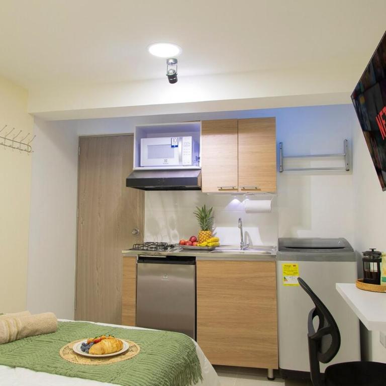 Private Boutique Studio, Fast WiFi, Great Location - One-Bedroom Apartment - 14
