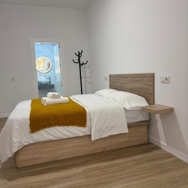 Apartamento a 5 min caminando de la estación de Bus y Tren María Zambrano - Apartamento de 1 dormitorio - 1