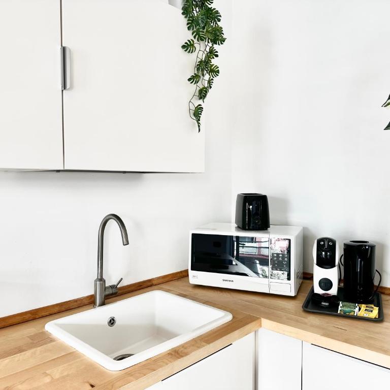 Peaceful Oasis with Balcony and Parking, Milan - Appartamento con 1 Camera da Letto e Balcone - 4