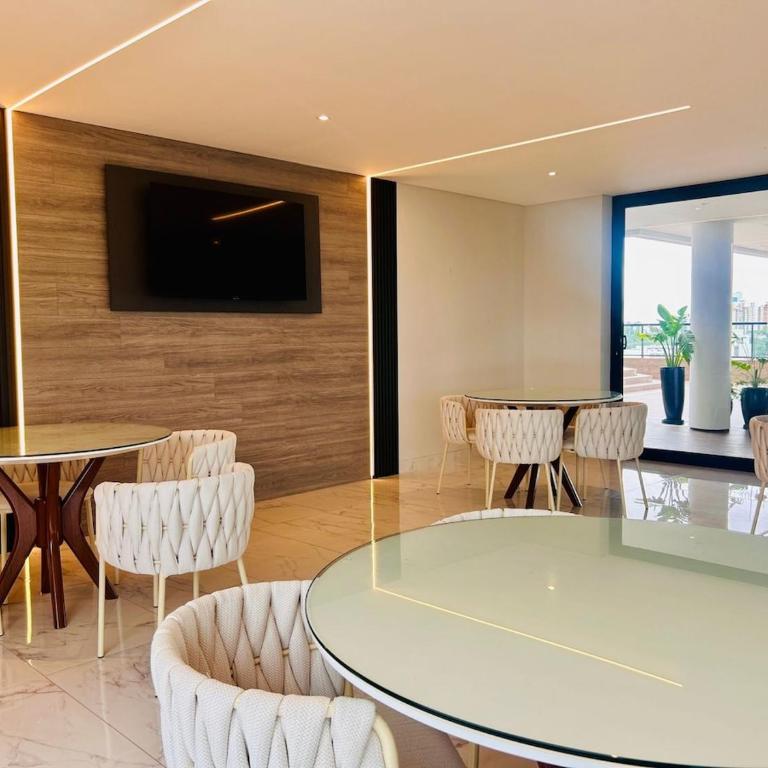 Smart apartment with pool and views of SCZ Equipetrol - One-Bedroom Apartment - 24