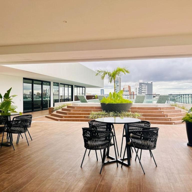 Smart apartment with pool and views of SCZ Equipetrol - One-Bedroom Apartment - 53