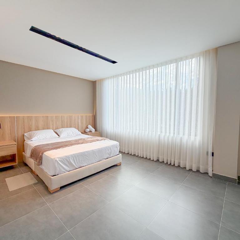 Cielo Verde 201-Luxury Apartment 3 Min from Airport JMC - Apartamento de 2 dormitorios con vistas a la montaña - 8