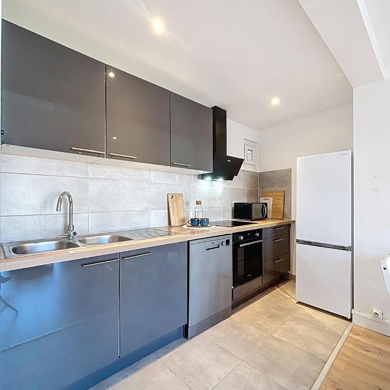 3 Chambres, Cozy Central Fibre Ascenseur - Appartement 3 Chambres - 4