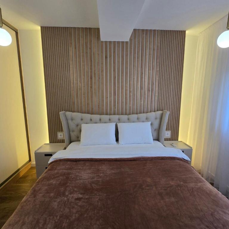 Lux Apartments Maya 1 - Apartman sa 2 Spavaće Sobe i Balkonom - 46