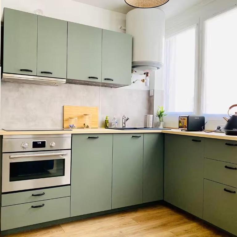 L'Écrin - 2 Bedrooms - Large free parking & Close to Tram - Appartement 2 Chambres - 17