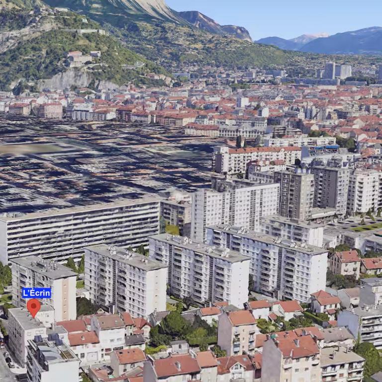 L'Écrin - 2 Bedrooms - Large free parking & Close to Tram - Appartement 2 Chambres - 59