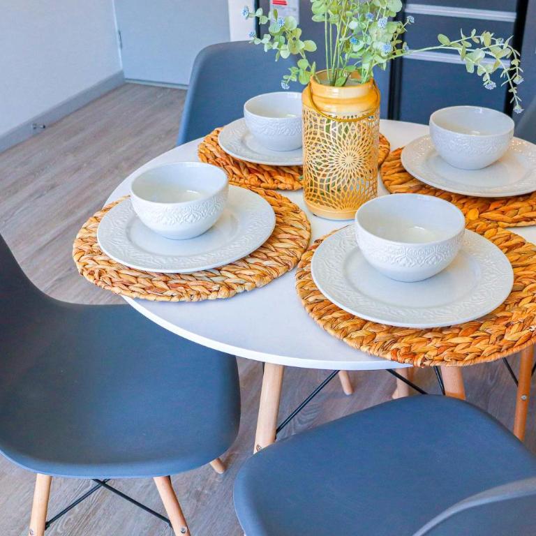 HOM I Wifi Parking AireAconGym Piscina SantaIsabel - Apartamento - 25