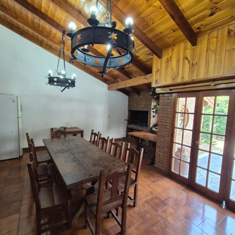 Chalet Tucumán - Casa de 4 dormitorios - 2