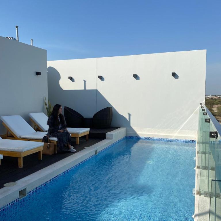 Modern and Exclusive Duplex with Pool - Two-Bedroom Apartment with Balcony - 27