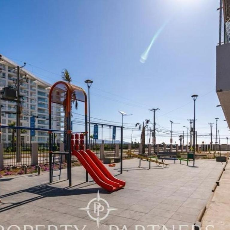 Arriendo depto con vista al mar - Two-Bedroom Apartment - 9