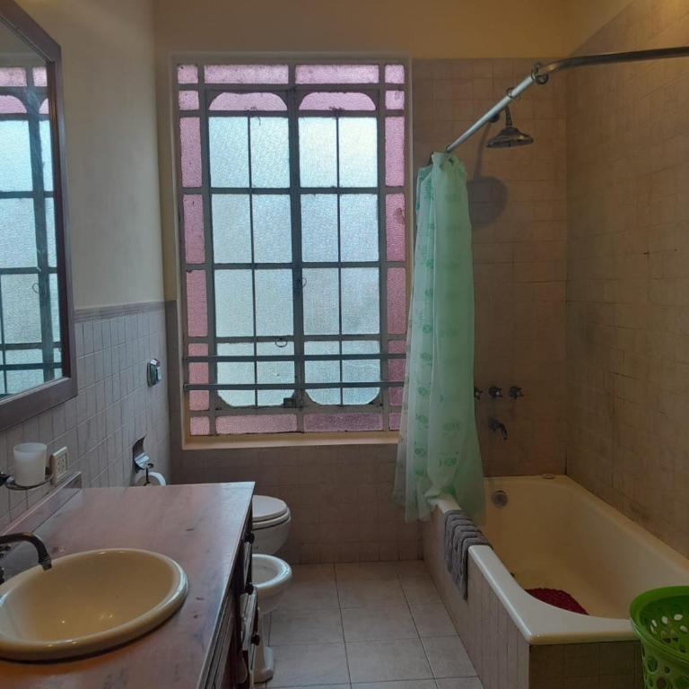 Spacious Recycled House in Palermo Viejo - One-Bedroom House - 6