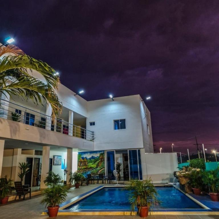 Casa Luciana Santa Marta - Eight-Bedroom House - 13