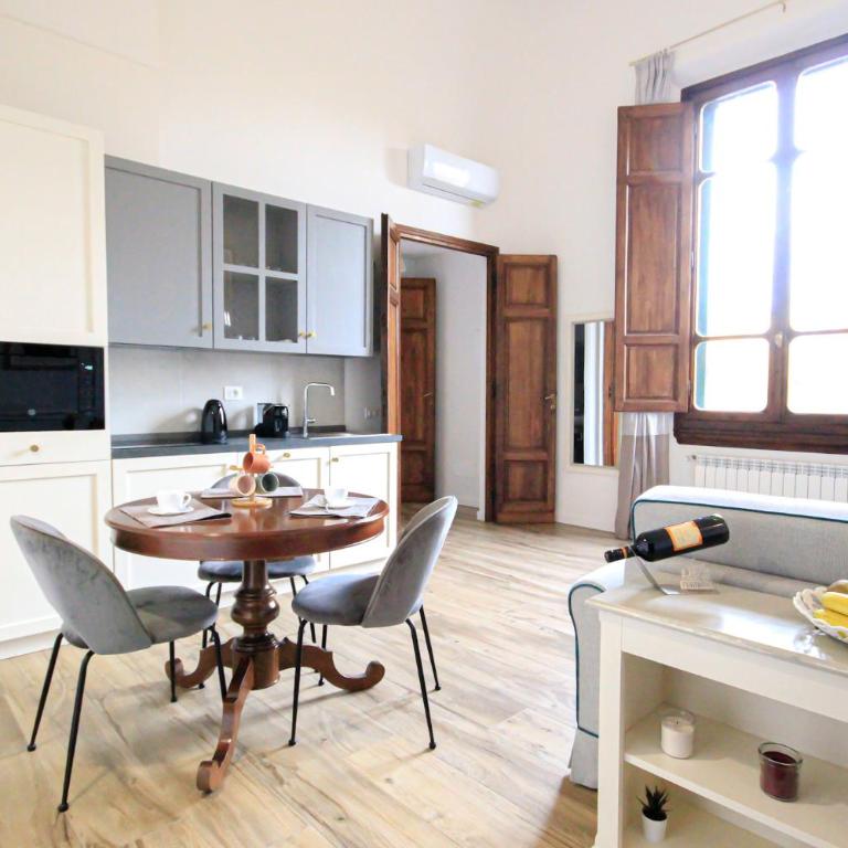 Prestige Milton Apartment Florence - Appartamento Superior con 1 Camera da Letto - 1