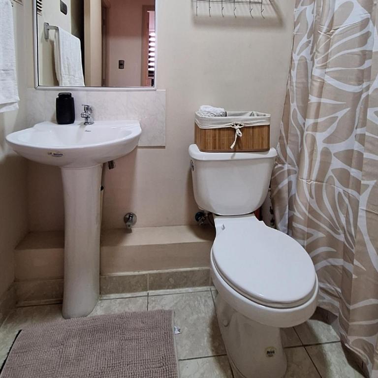 Condominio alto durand con Estacionamiento a minutos del mall - Two-Bedroom Apartment - 5