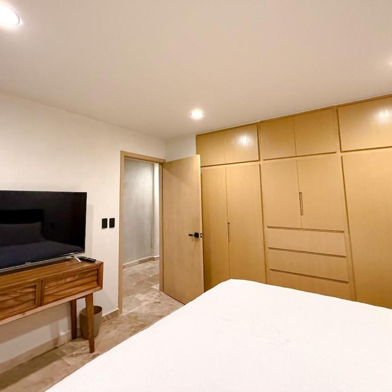 Historic Center with Pool, Gym & Cowork - Two-Bedroom Apartment - 2