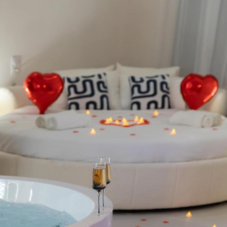 Suite romantique Santorini avec Balnéo & Sauna - Appartement 1 Chambre - 7