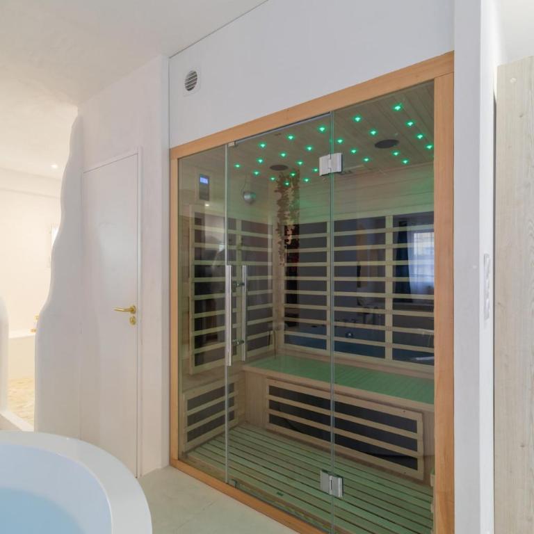Suite romantique Santorini avec Balnéo & Sauna - Appartement 1 Chambre - 13