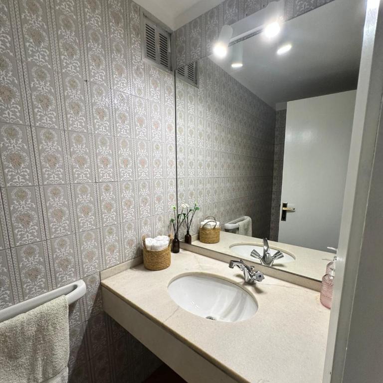 Spacious and comfortable apartment Ideal for families - Apartamento de 3 dormitorios - 10