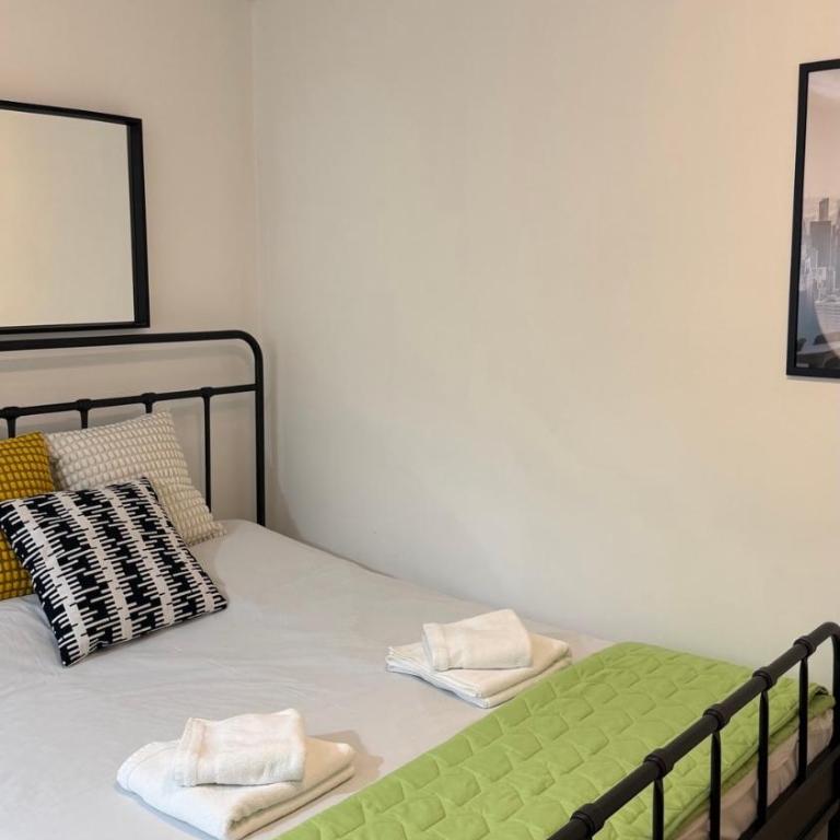 GardosHouse Apt 3 - Studio Apartment with One Double Bed - 5